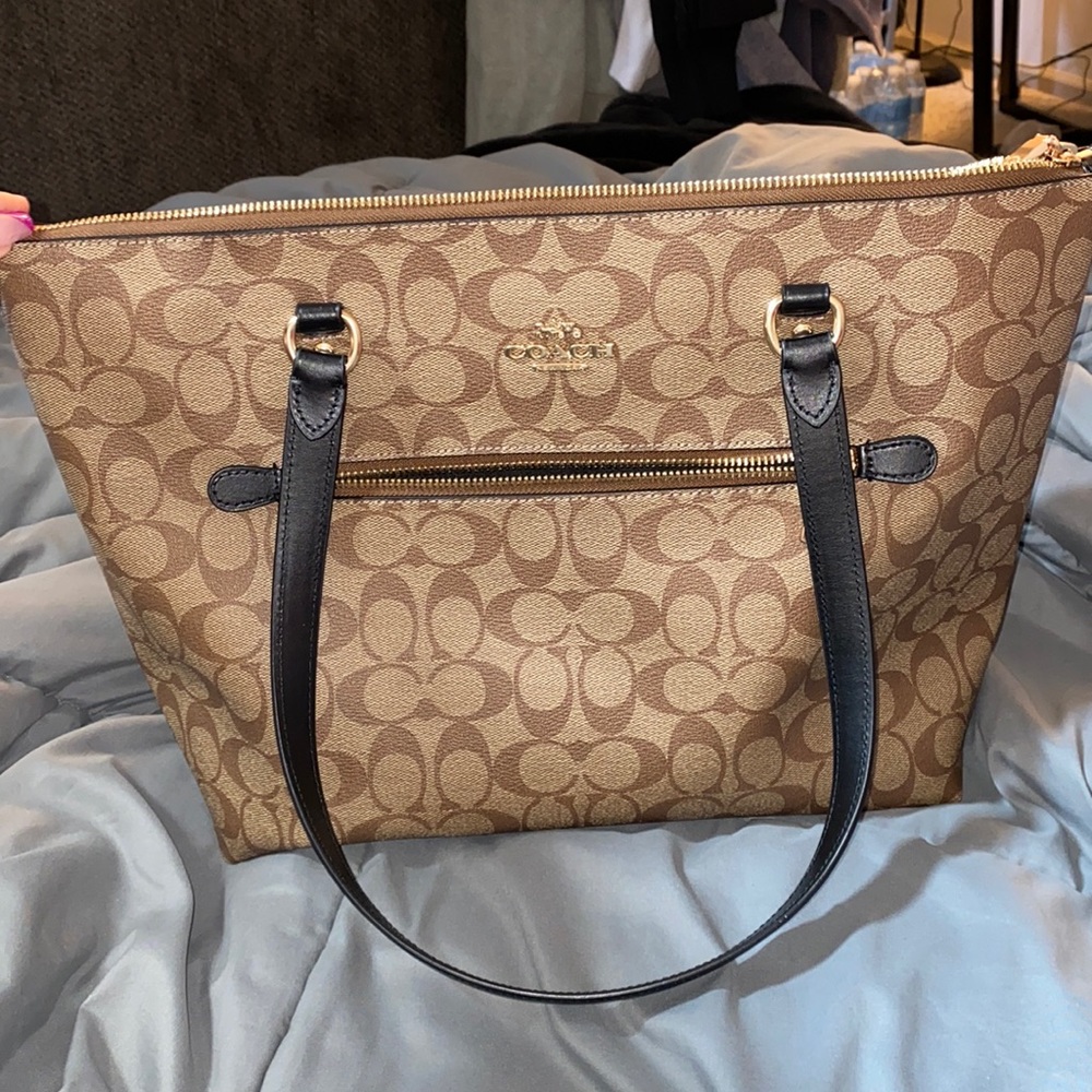 Coach Tote